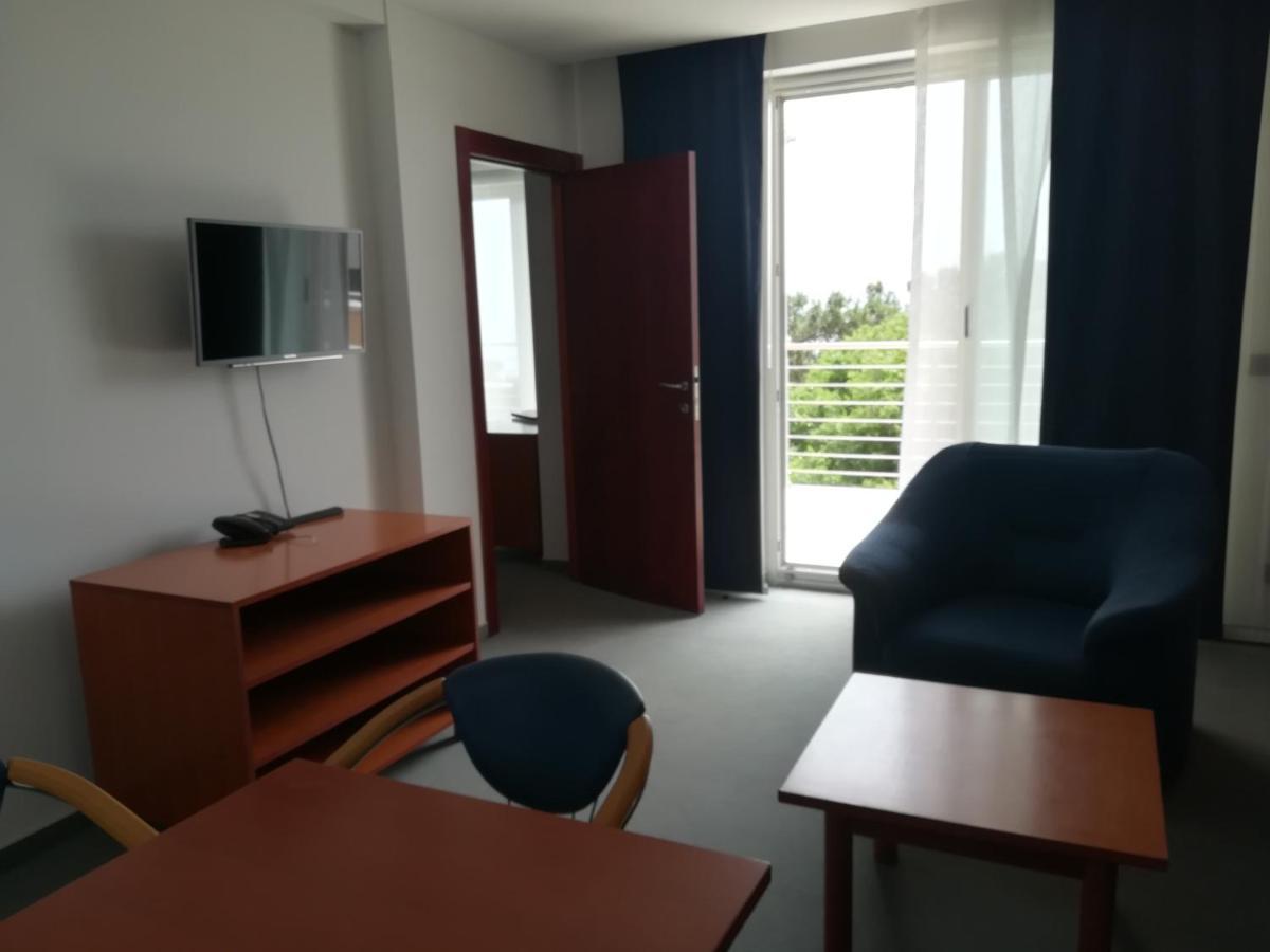 Hotel Tamaris Novi Vinodolski Εξωτερικό φωτογραφία